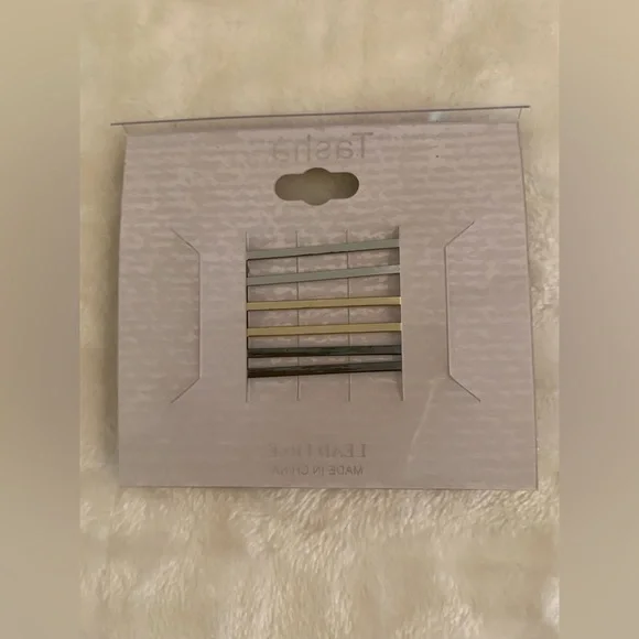 Tasha Sparkle Bobby Pins (NWT) - Picture 7 of 7